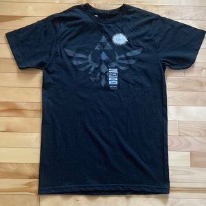 NWT Men’s Medium Hot Topic Nintendo/Zelda T-shirt
